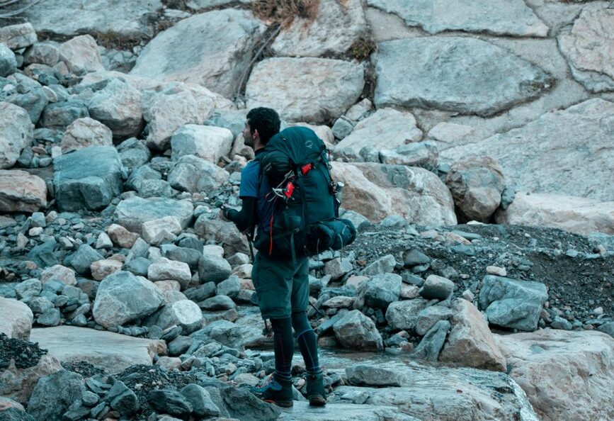 Best Base Layers for Extreme Cold: Warm, Moisture-Wicking Picks