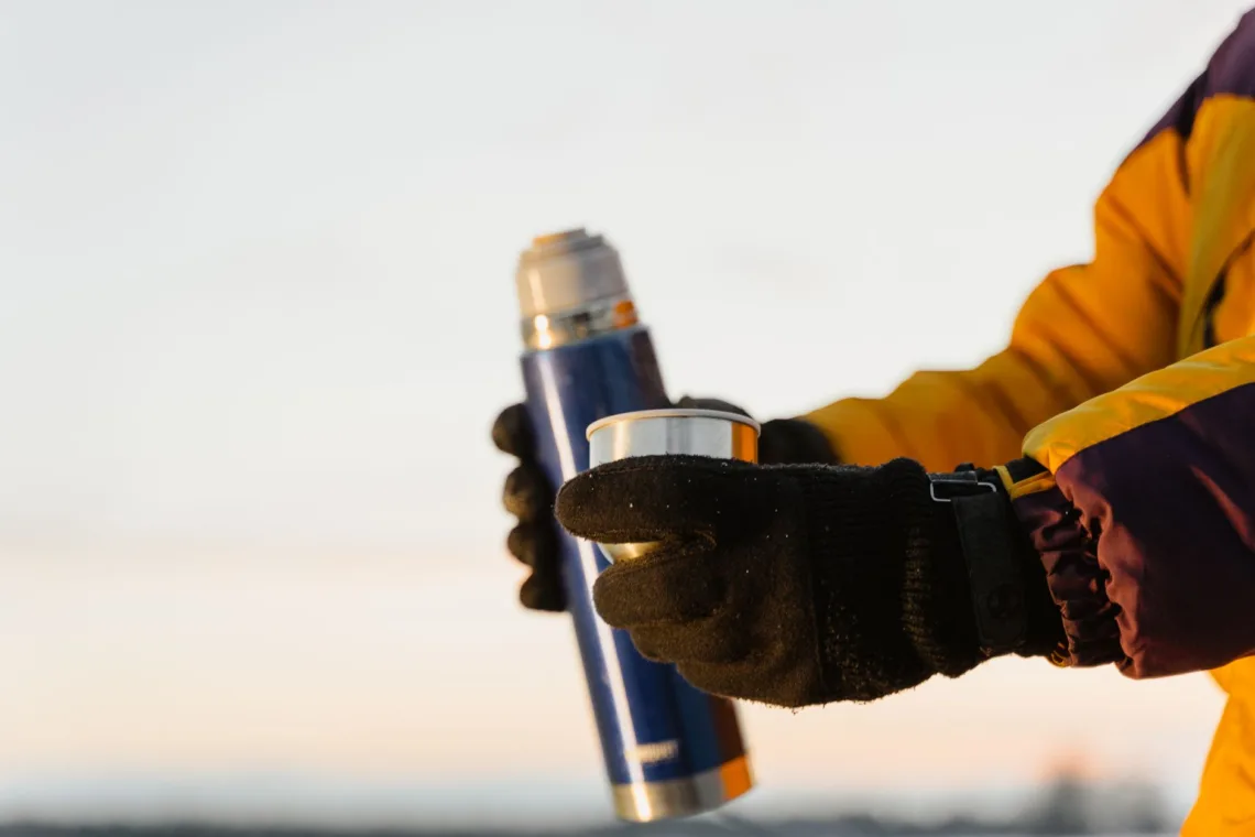 Best Waterproof Ski Gloves: Warm, Secure Picks for Skiing and Snowboarding