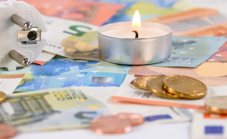 How to Reduce Heating Bills in 2026: 9 Practical Guides to Cut Costs and Save Energy