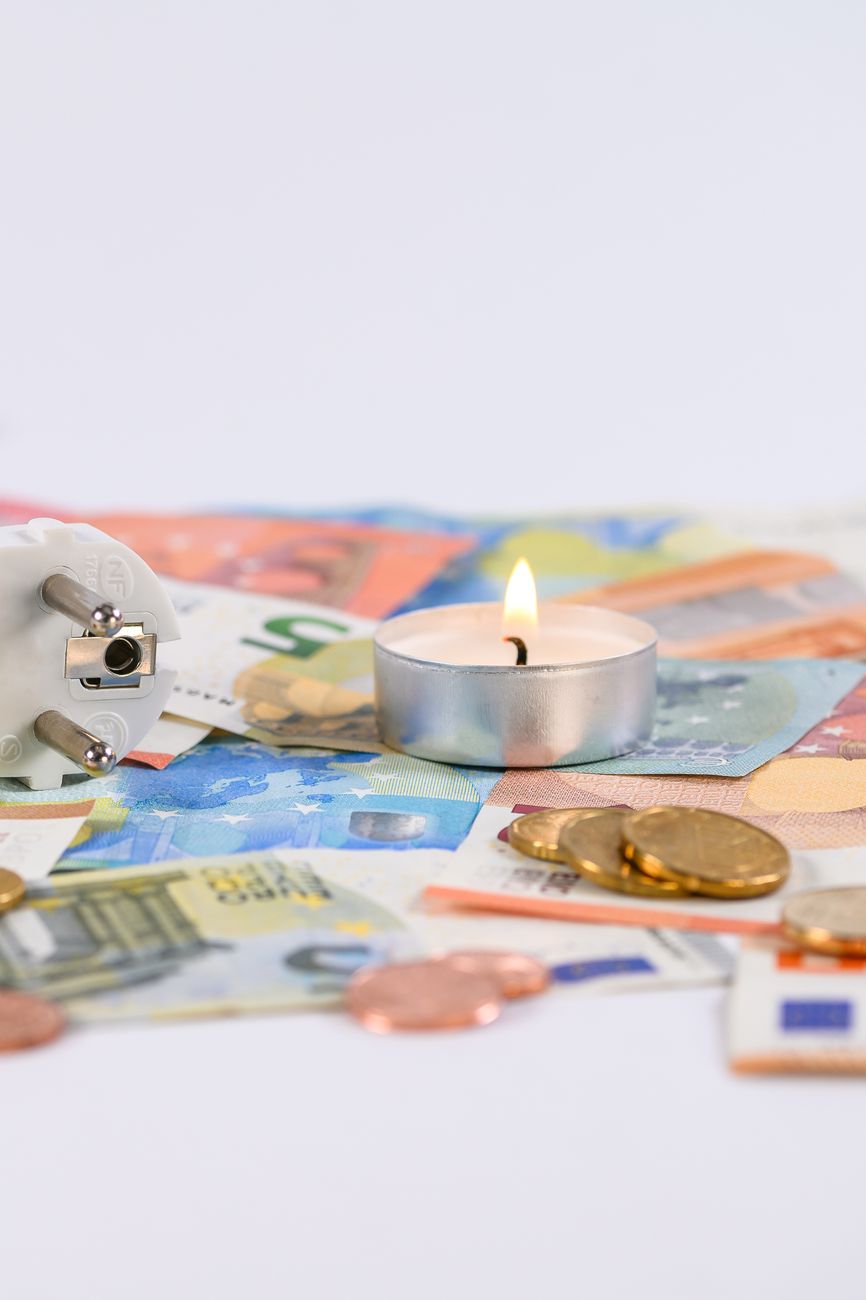 How to Reduce Heating Bills in 2026: 9 Practical Guides to Cut Costs and Save Energy